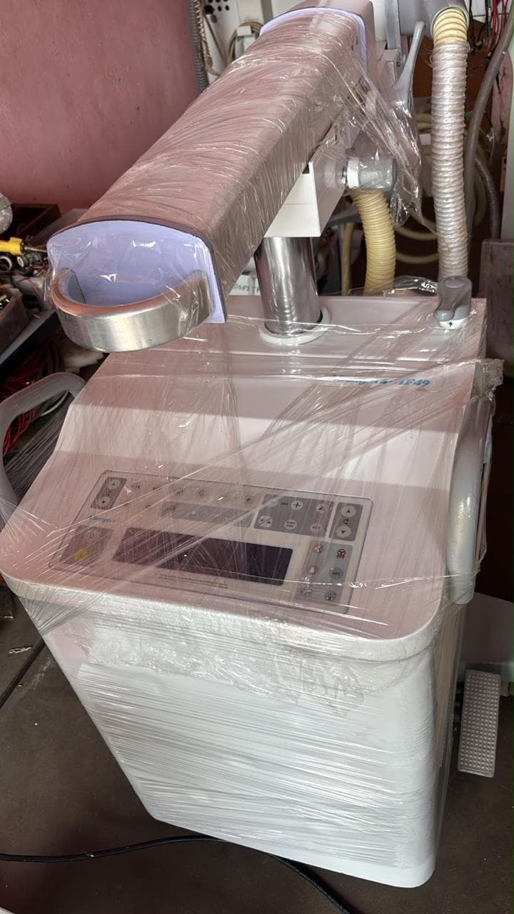 REFURBISHED C-ARM MACHINE — photo 2